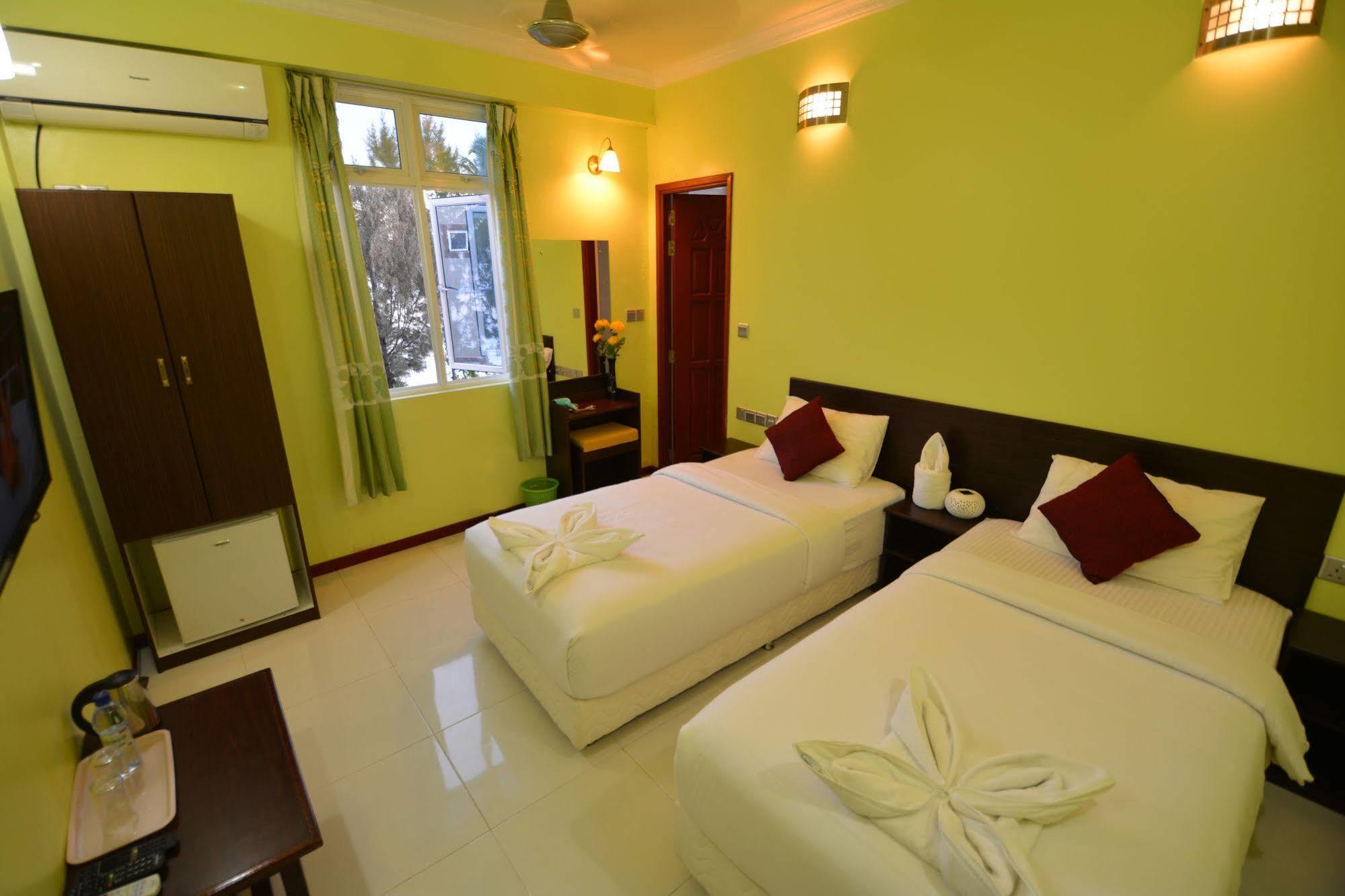 Coral Queen Inn Hulhumale Kültér fotó